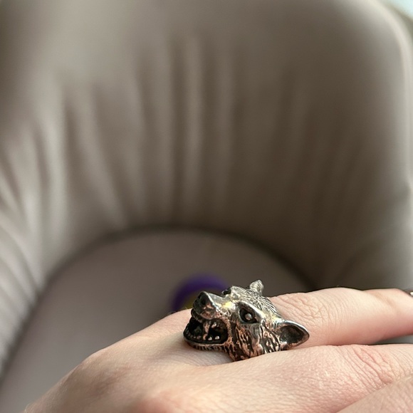 Gucci Anger Forest Wolf Head Cocktail Ring - Picture 4 of 5